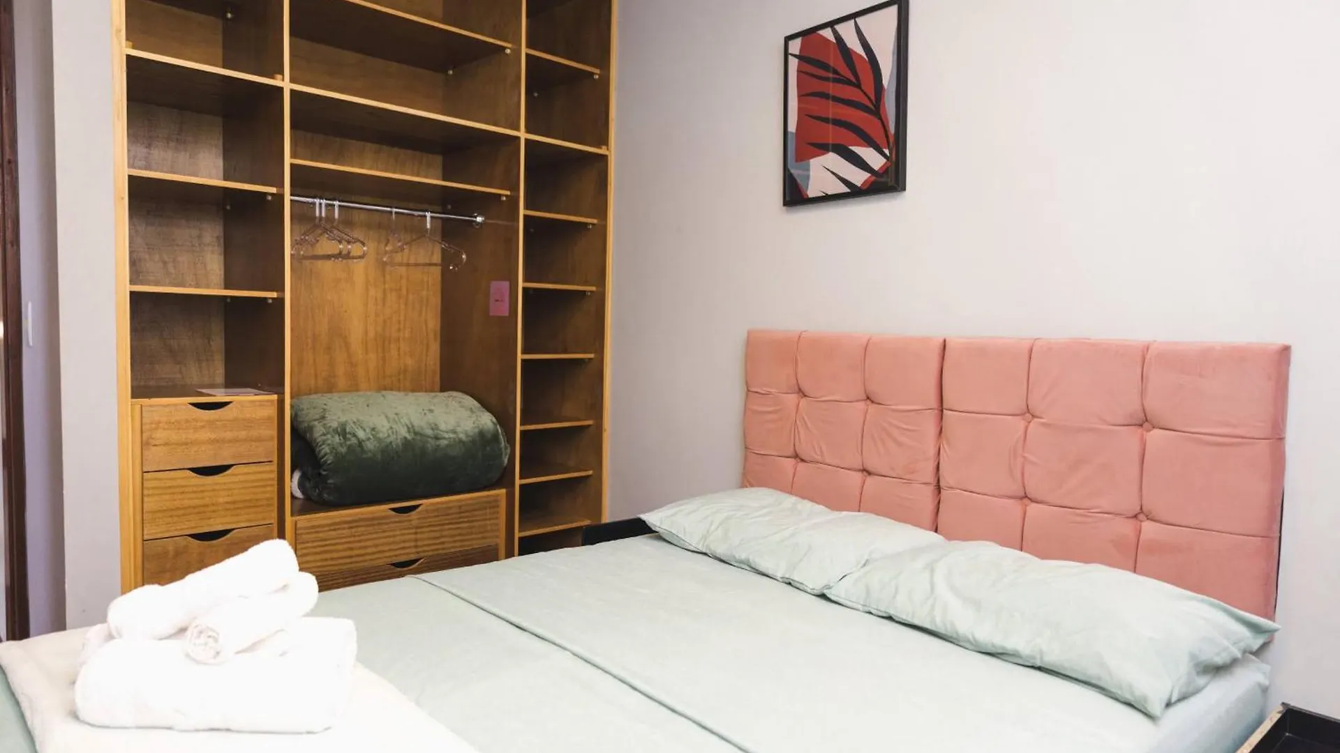 Homestay Hostel Jardim Das Bruxas 410 Florianopolis